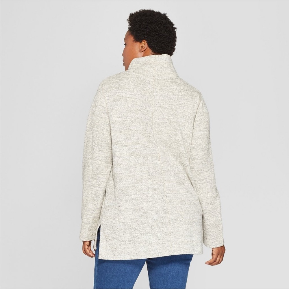 AVA & VIV ⭐️Cream/Gold Pullover w/Cowl Neck - Picture 2 of 8